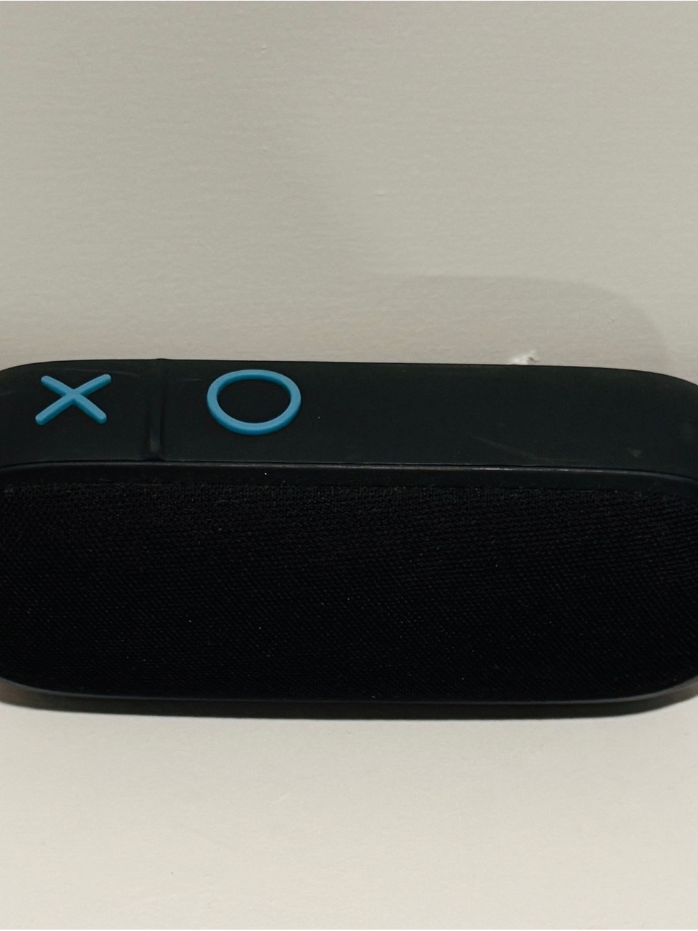 JAM Hang Tight Bluetooth Speaker - Black (Model HX-P505) - FOR PARTS / REPAIR - Picture 2 of 5